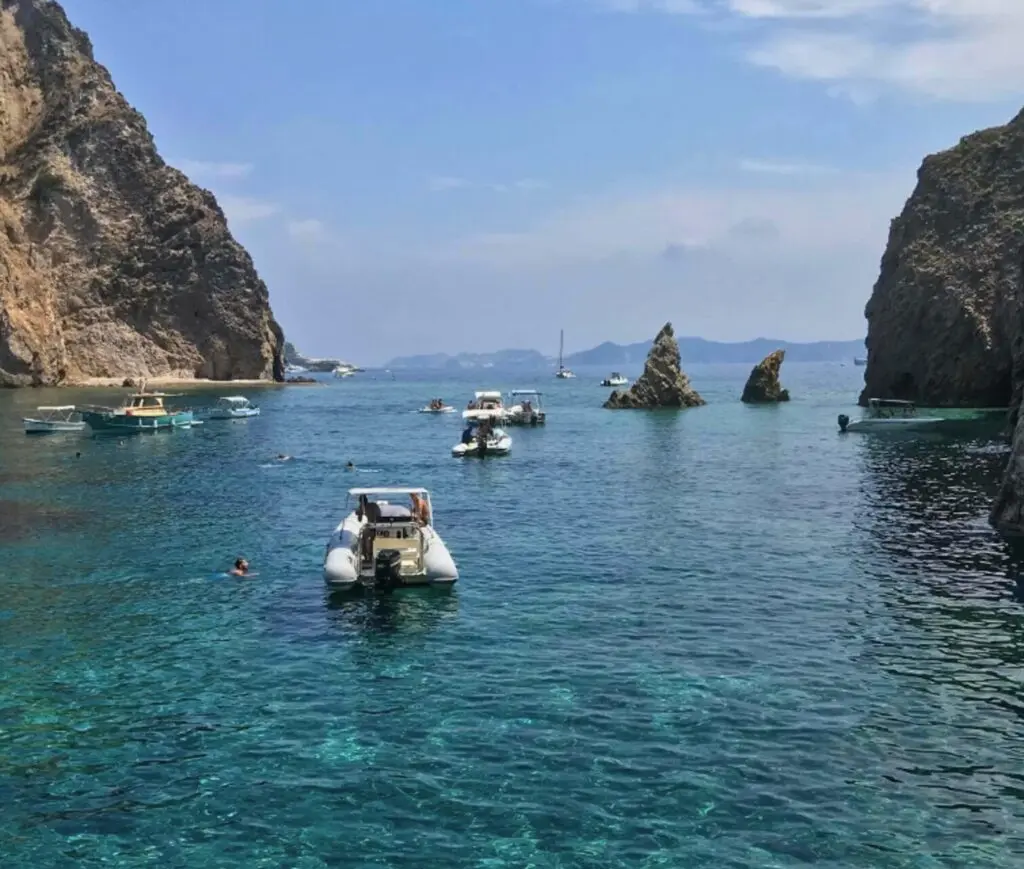 Faraglioni di Mezzogiorno