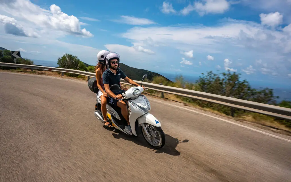 Ponzesi Per Scelta Noleggio Scooter