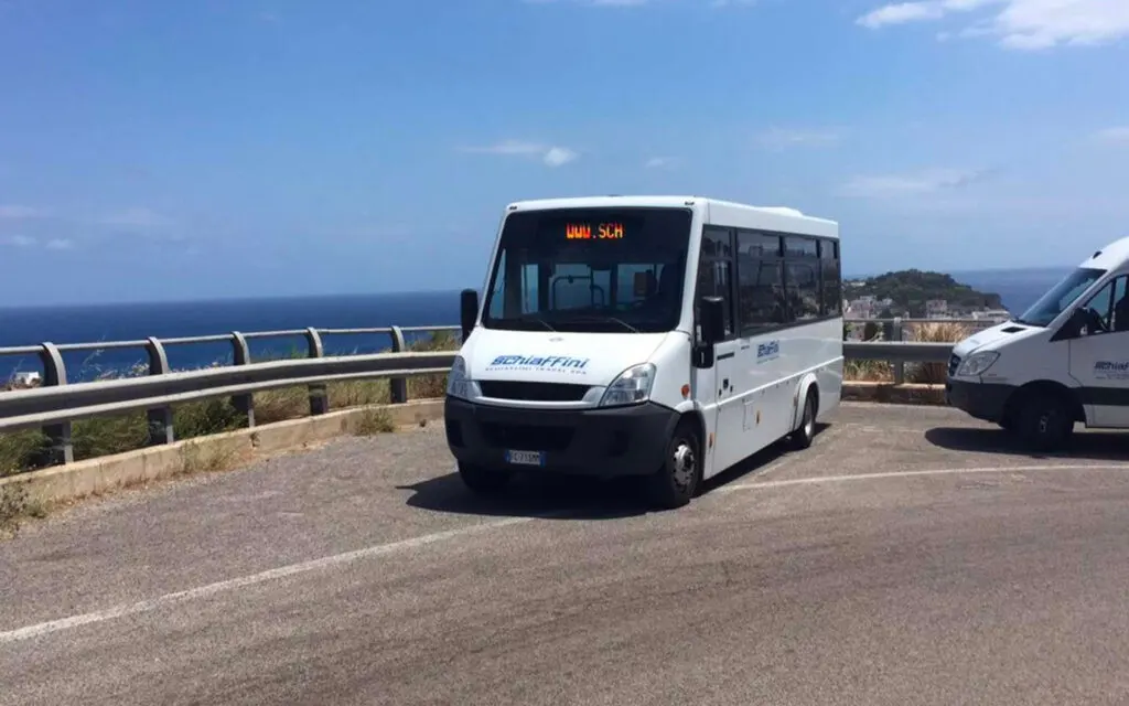 Autobus e Trasporto Pubblico a Ponza – Orari ed Informazioni