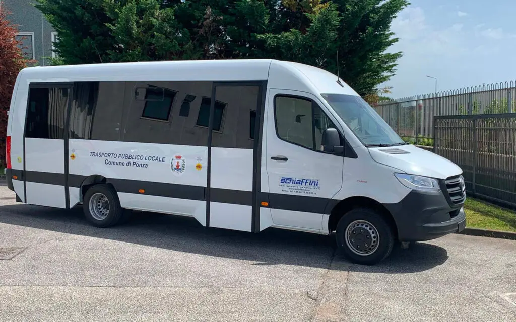 Autobus e Trasporto Pubblico a Ponza – Orari ed Informazioni