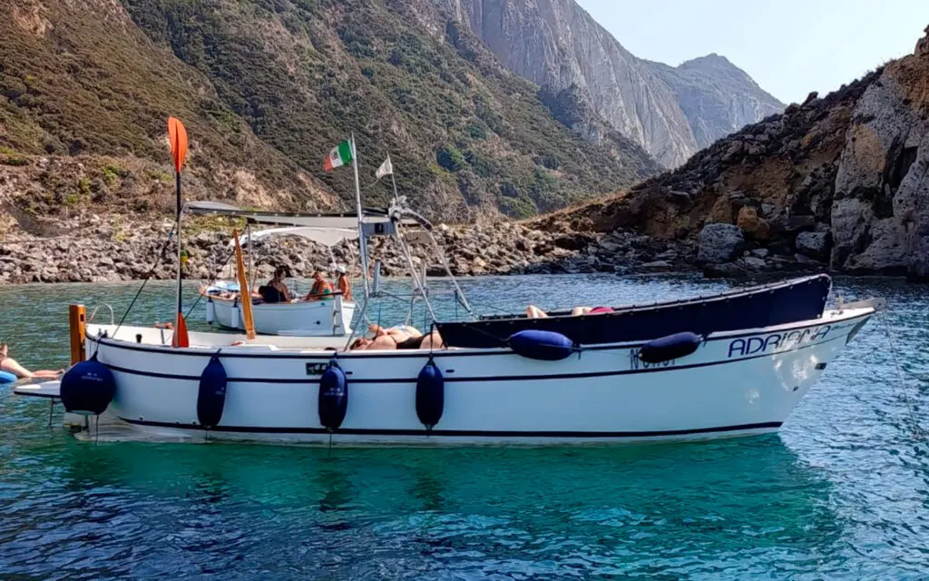 M/B Adriana